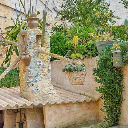 Casa Gaudi ゲストハウス テウラーダ