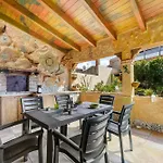 Πανσιόν Casa Gaudi 3*