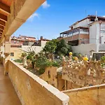 Casa Gaudi Πανσιόν Teulada